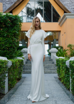 Opened Long Sleeves Beaded Ivory Satin Wedding Dress Opened Long Sleeves Beaded Ivory Satin Wedding Dress